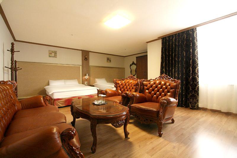 Changwon Olympic Hotel Exterior photo